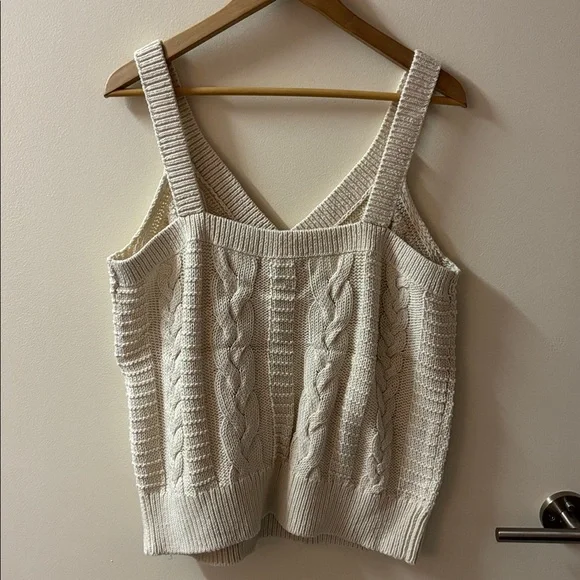 Banana Republic Cream Cable Knit Tank Top - Picture 2 of 3